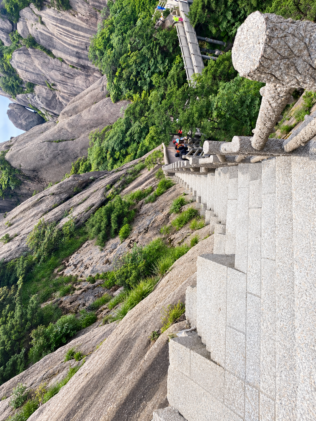 How Early Should You Arrive for a China High-Speed Train? 45–60 Min Guide